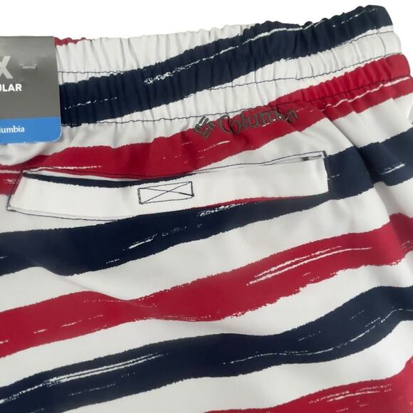 Columbia Summertide Stretch™ Printed Shorts Red White Blue Stripes Men Size 2X - Picture 7 of 9